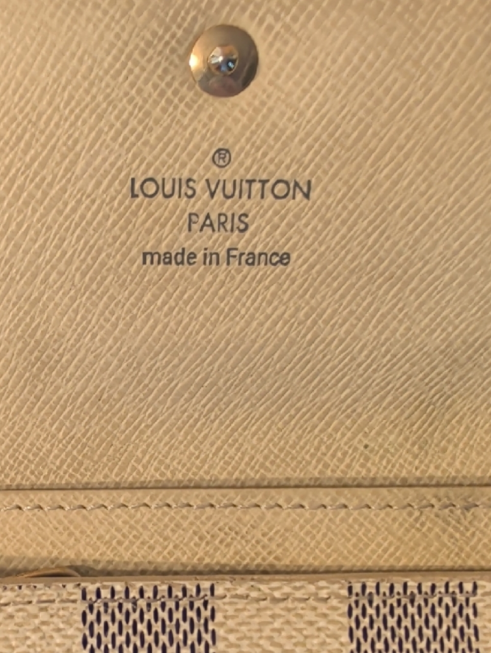 Louis Vuitton Damier Ebene 6 Key Holder w COA GUC - Picture 5 of 8